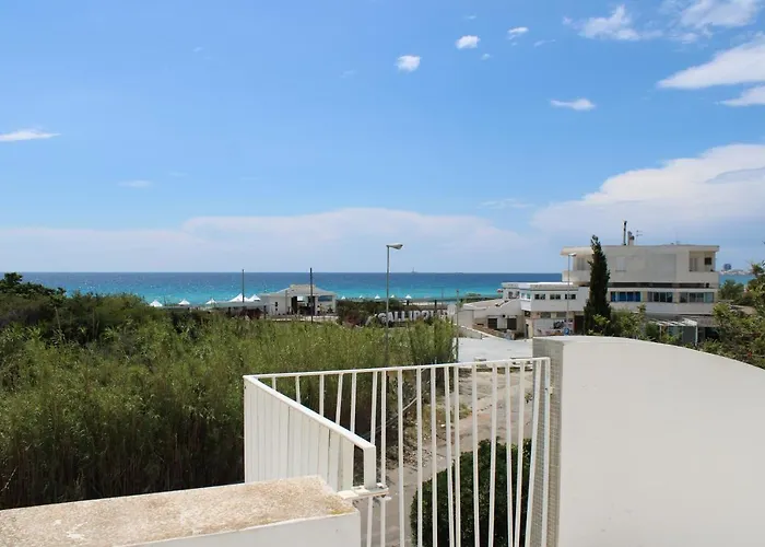 Villa Fronte Mare Via Delle Dune *